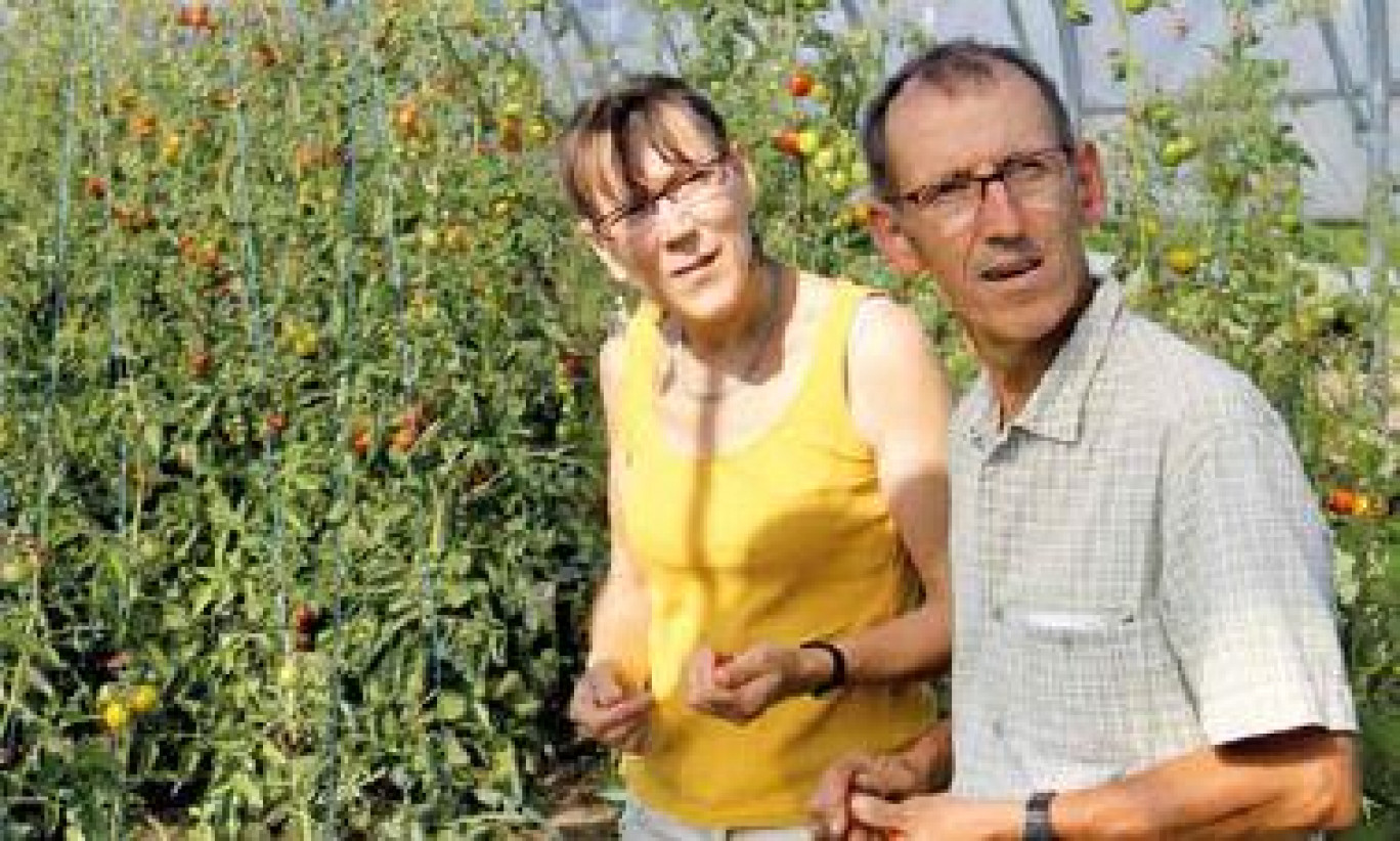 Marie et Lionel Berthou des Jardins de l’Arbre Vert à Croismare devrait créer prochainement une Association de maintien de l’agriculture paysanne (Amap).