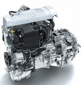 Dès son lancement, elle propose la motorisation «Full hybride» de référence qui affiche un taux d’émissions de CO² de 87 g/km.