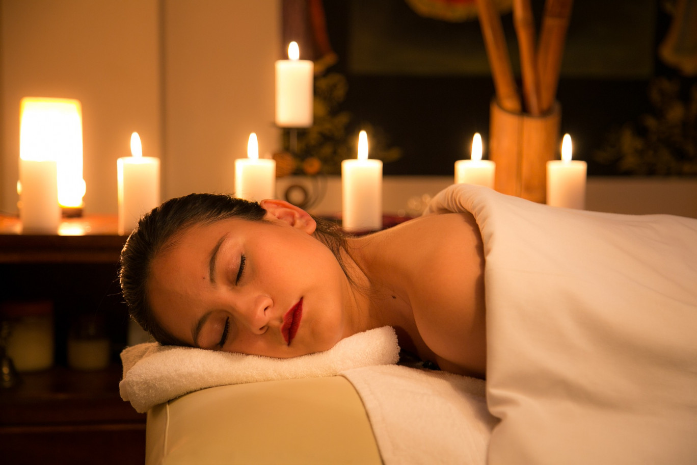 Karine Génot utilise une huile de massage 100 % naturelle et fabriquée par la gérante elle-même.