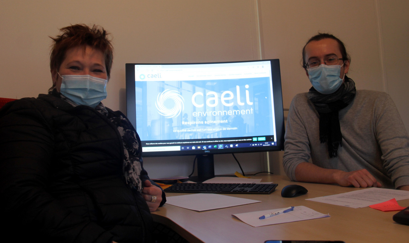Estelle Bezon et Jean-Baptiste Faessel, viennent d’entamer une démarche d’accréditation Cofrac pour la qualité de l’air et le prélèvement amiante.