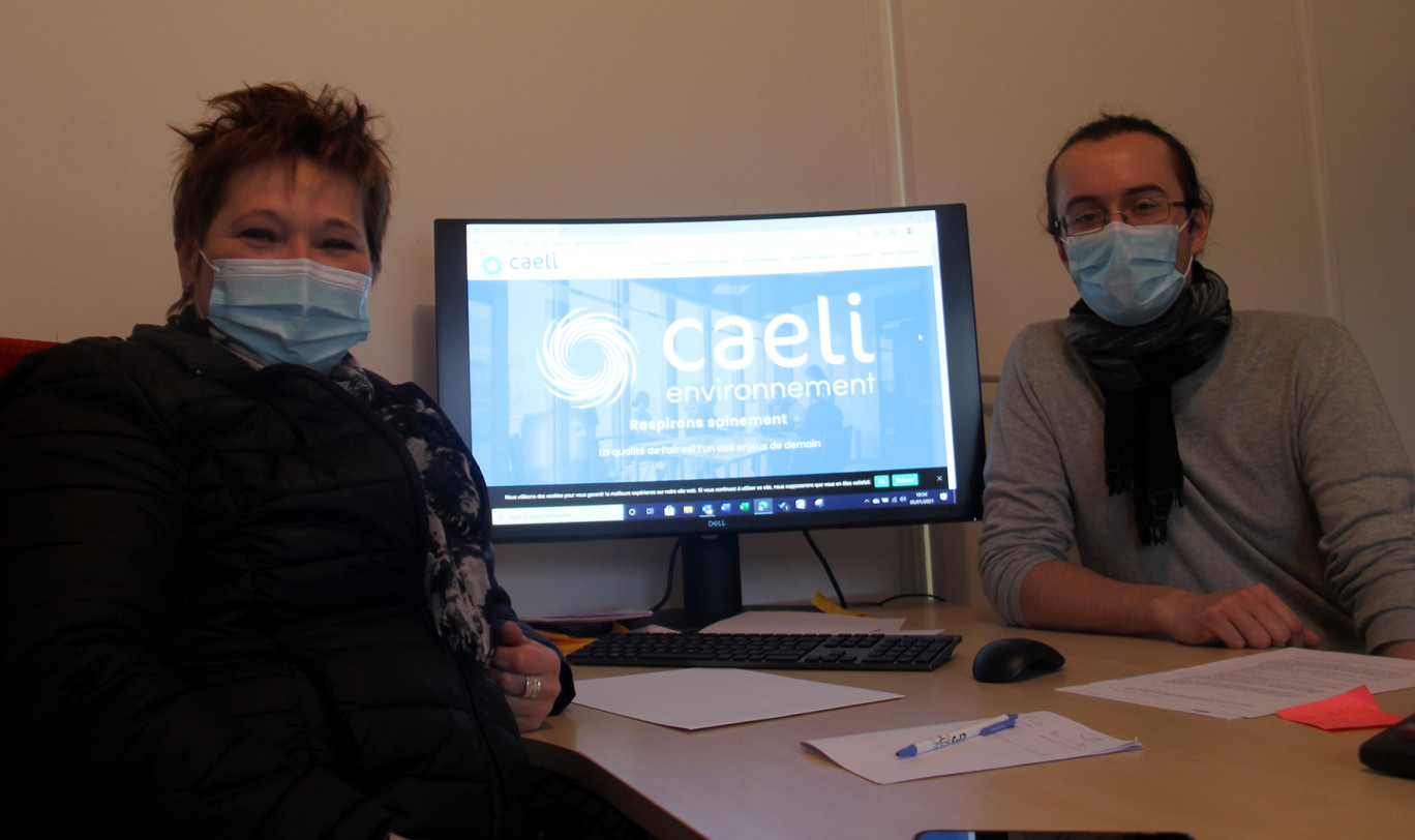 Estelle Bezon et Jean-Baptiste Faessel, viennent d’entamer une démarche d’accréditation Cofrac pour la qualité de l’air et le prélèvement amiante. 