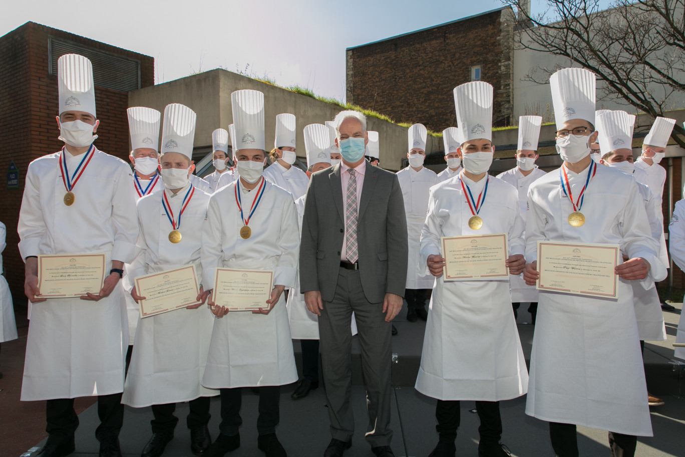 La 50e édition du concours national des meilleurs apprentis de France charcutiers traiteurs vient d’honorer les cinq finalistes.