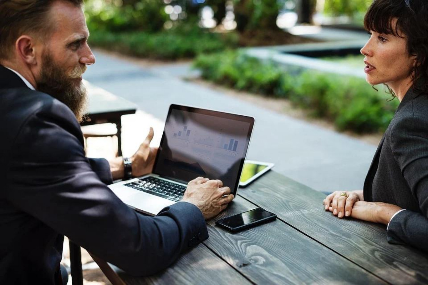 L’impact de la crise devrait se révéler durable sur les rendez-vous en face-à-face ou les déplacements professionnels.