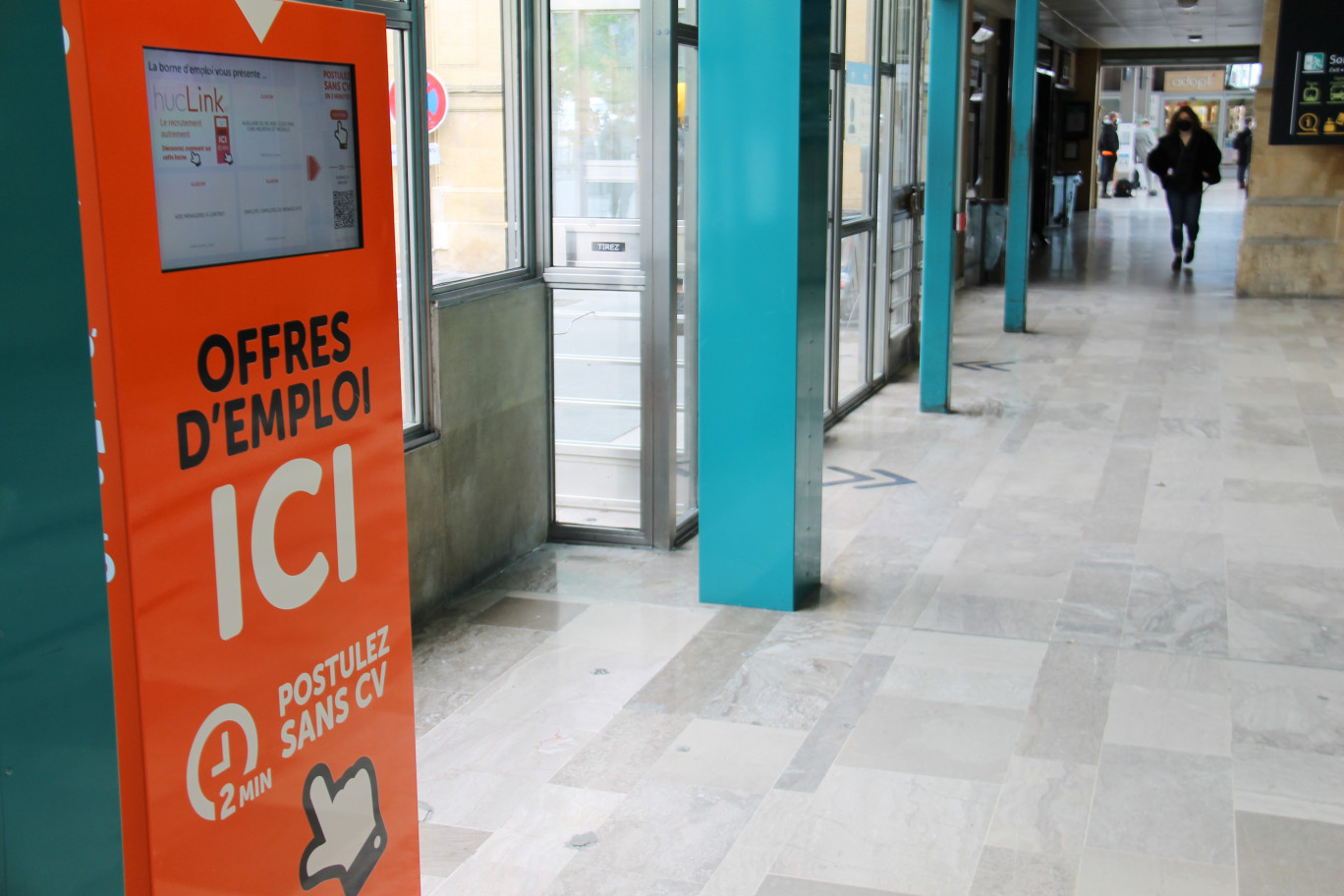 Emploi : une borne interactive en gare de Nancy
