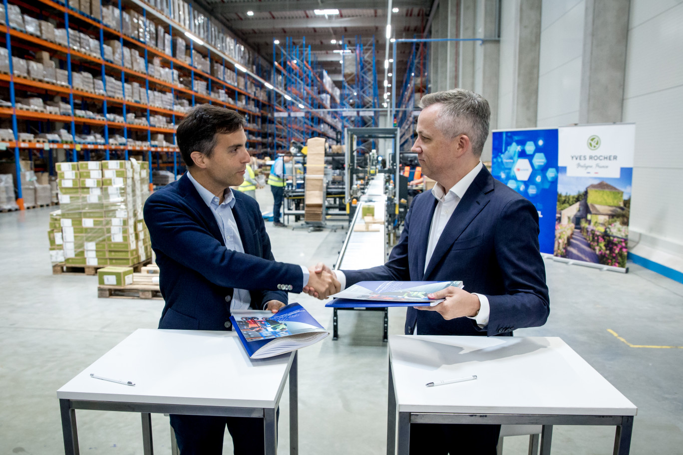 FM Logistic distribuera les produits Yves Rocher en Pologne et en Hongrie