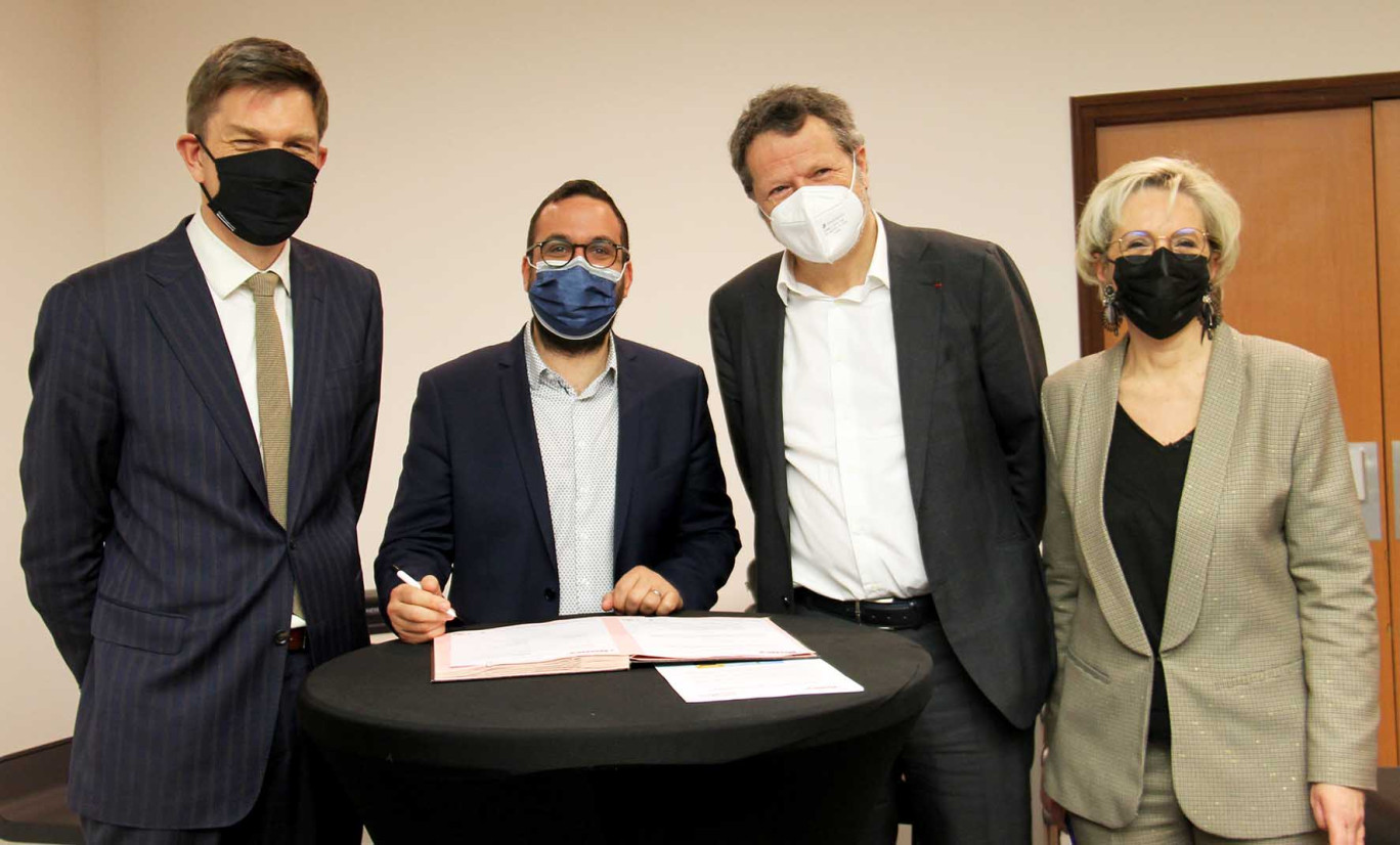 Mathieu Klein, président de la Métropole du Grand Nancy et maire de Nancy, Paul Gatinois, président du Club hôtelier nancéien, François Werner, président du conseil d’administration de Destination Nancy et Béatrice Cuif-Mathieu, sa directrice générale.