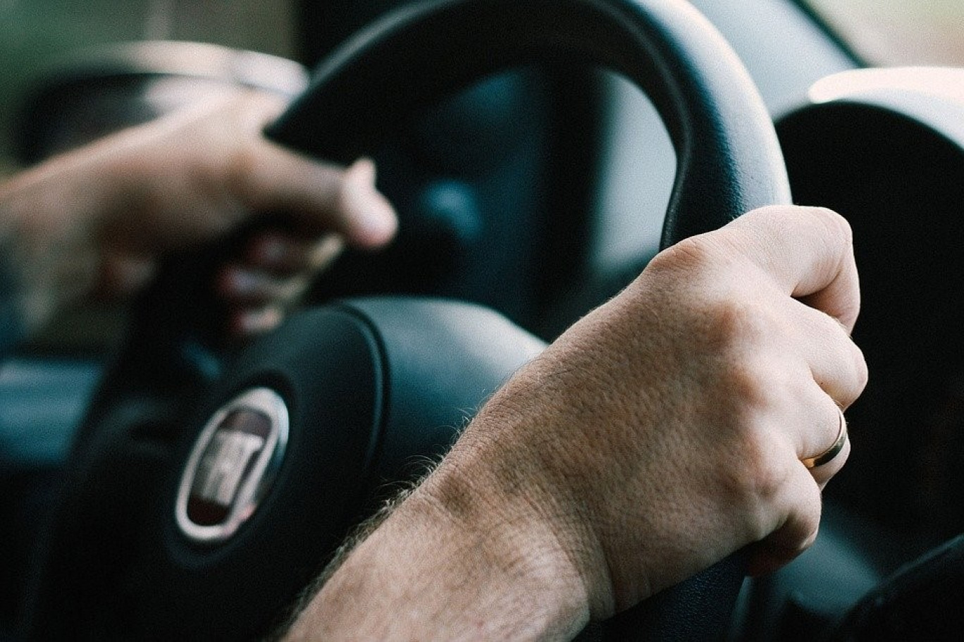 Véhicule de fonction, voiture de société ou indemnités kilométriques pour vos salariés ?