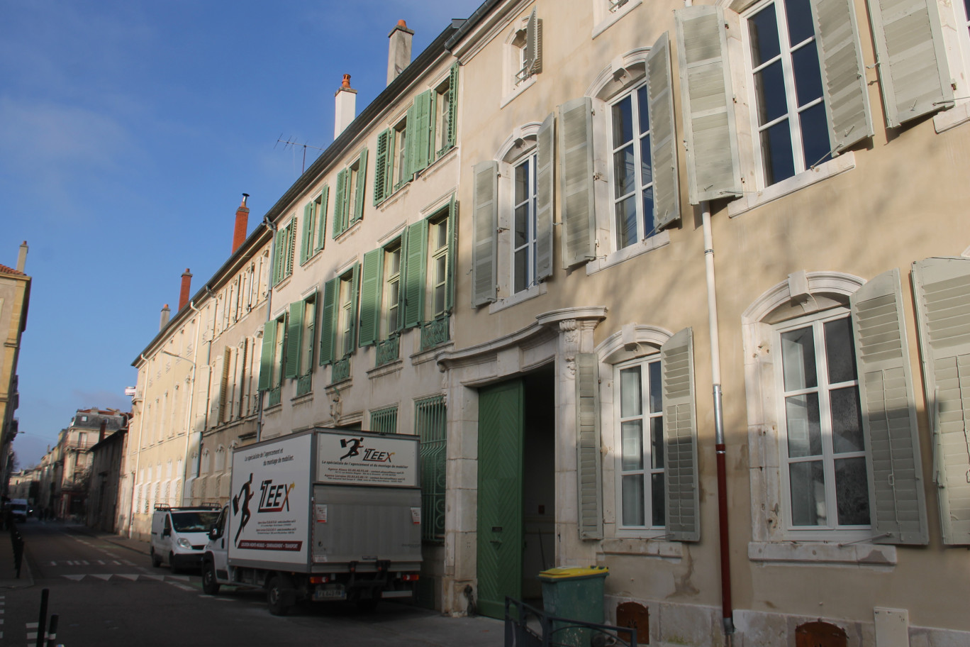 La résidence se site au 7 rue du Manège en plein cœur historique de la ville de Nancy.  