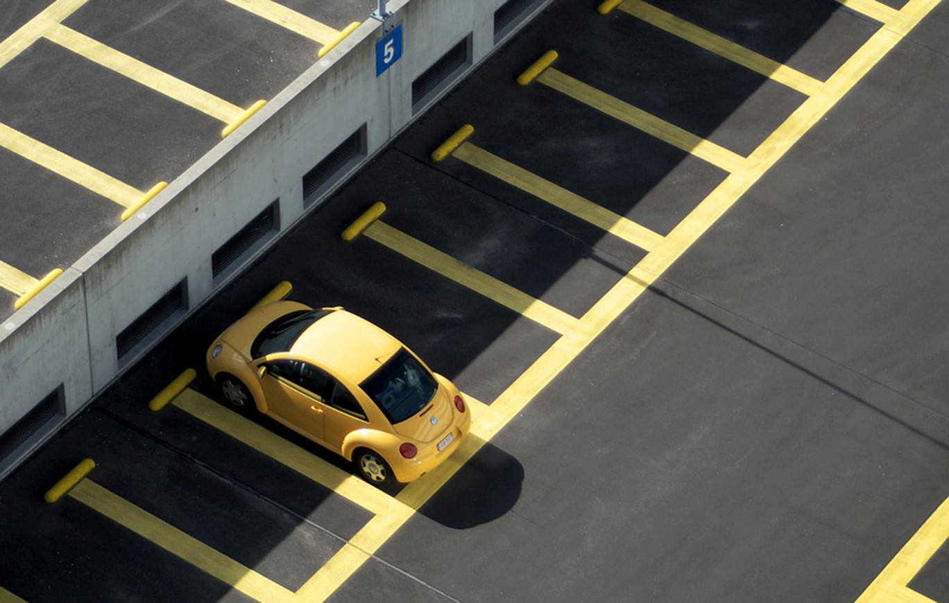 Depuis ce 1er juillet 2023, la création d’ombrières au-dessus des parkings est une obligation.  