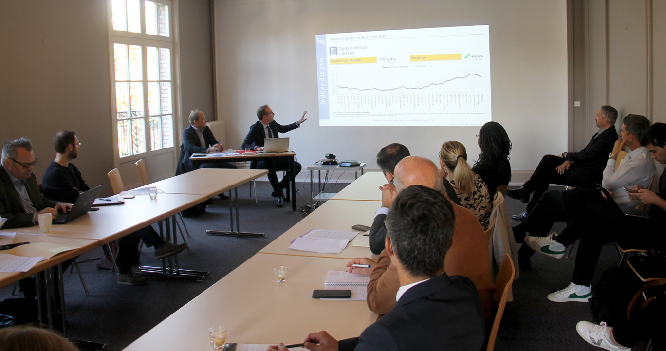 Dominique Bravetti et Damien Gegout, membres de l’Observatoire régional de l’immobilier des notaires ont présenté les chiffres pour la Meurthe-et-Moselle. Bilan des courses : grosse incertitude sur l’évolution du marché.