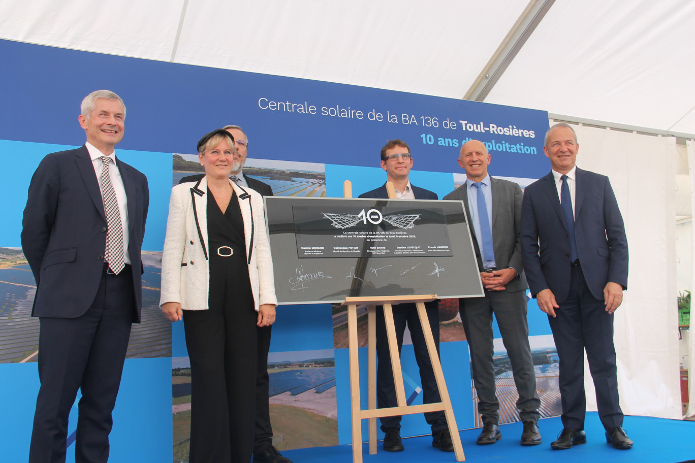La centrale solaire de la BA 136 de Toul-Rosières vient de fêter ses dix ans d’existence en présence des différents porteurs de ce projet avec en tête de file l’ancienne ministre Nadine Morano.