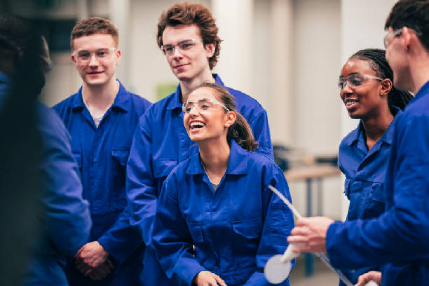 Intégrer les apprentis dans les actions de prévention et de promotion de la santé.