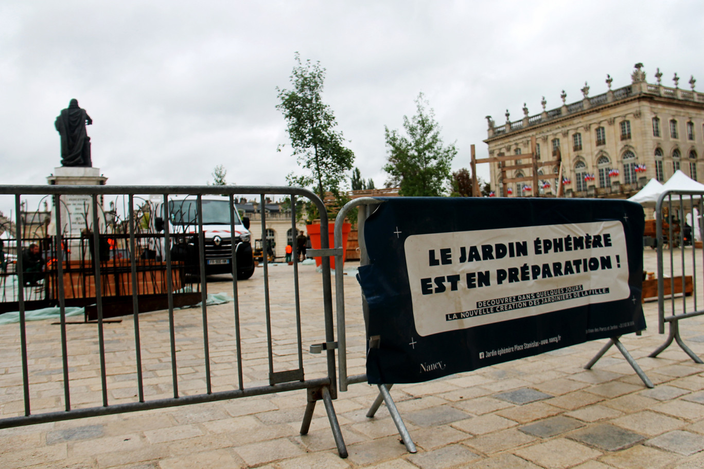 Le Jardin éphémère est en cours de montage sur la place Stanislas à Nancy. Pour cette 21e édition, l’industrie sera mis à l’honneur par une scénographie végétale.
