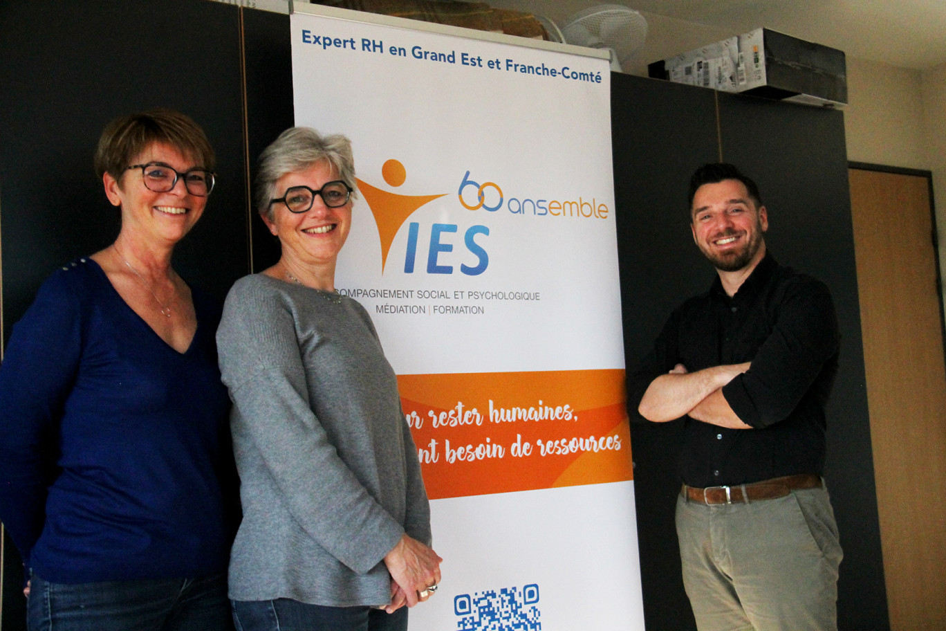 Valérie Genay, Sophie Coupaye, responsables techniques et Laurent Glad, directeur d’IES.