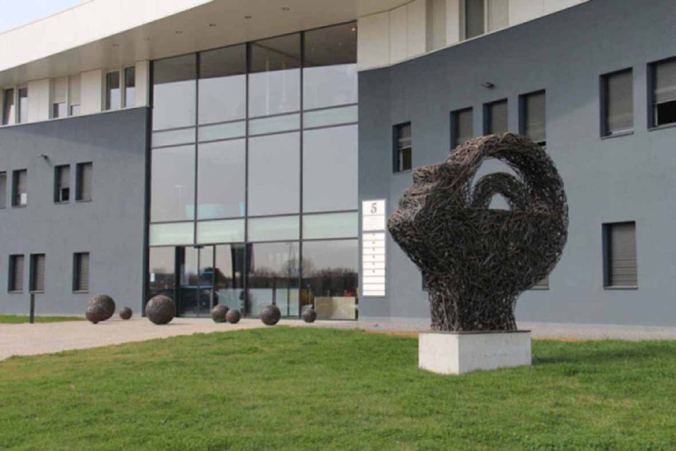 Le groupe Equasens vient d’annoncer une prise de participation majoritaire à hauteur de 90 % du capital de Calimed SAS.