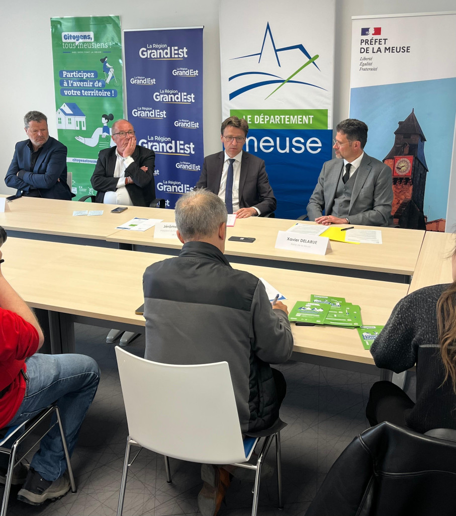 © Département de la Meuse- Présentation des ateliers citoyens en présence du président du département de la Meuse,  Jérôme Dumont et du préfet de la Meuse Xavier Delarue