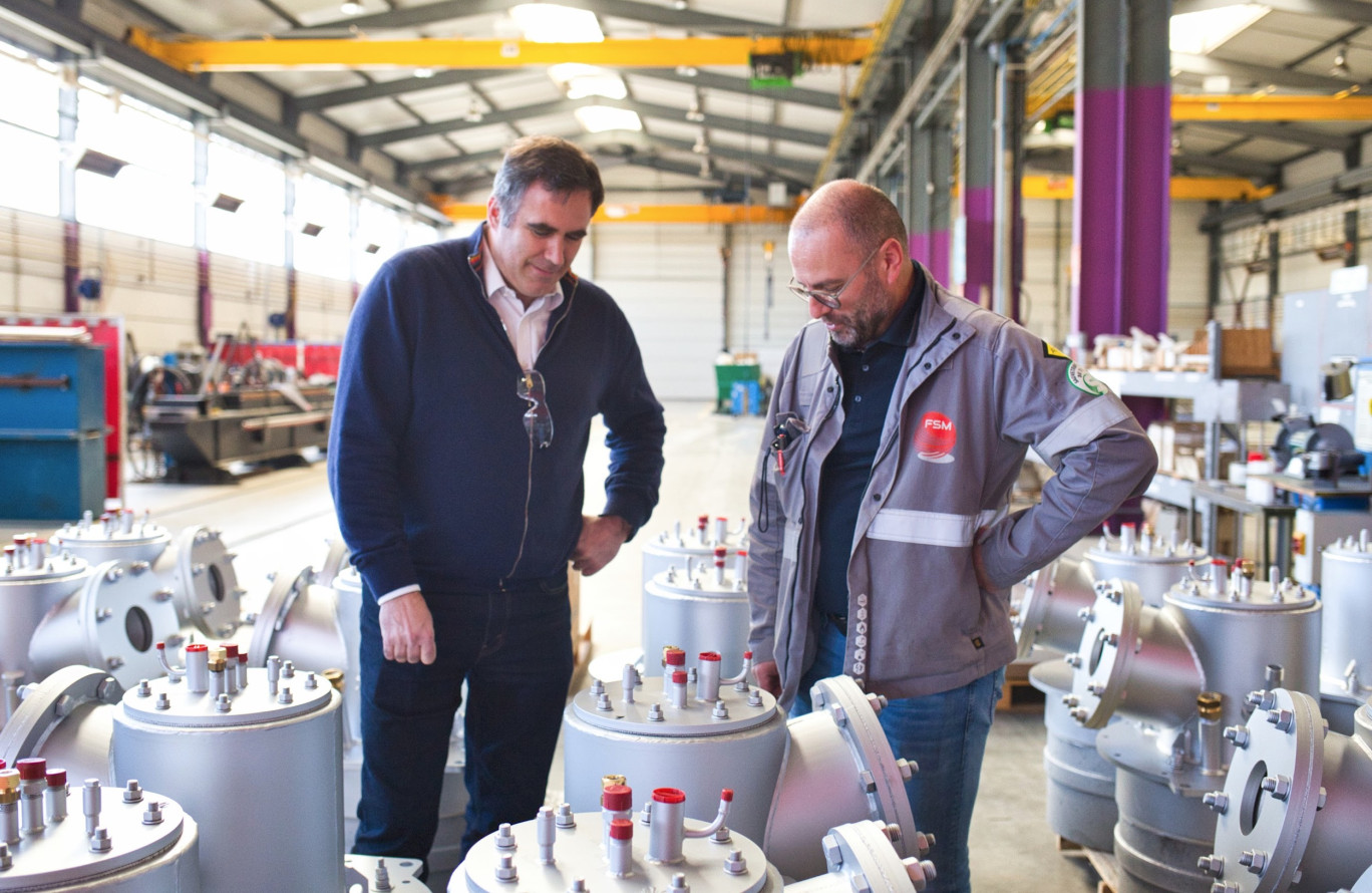 © Benjamin Prost- Cédric Robert, le nouveau propriétaire et Sébastien Aubry, directeur des opérations