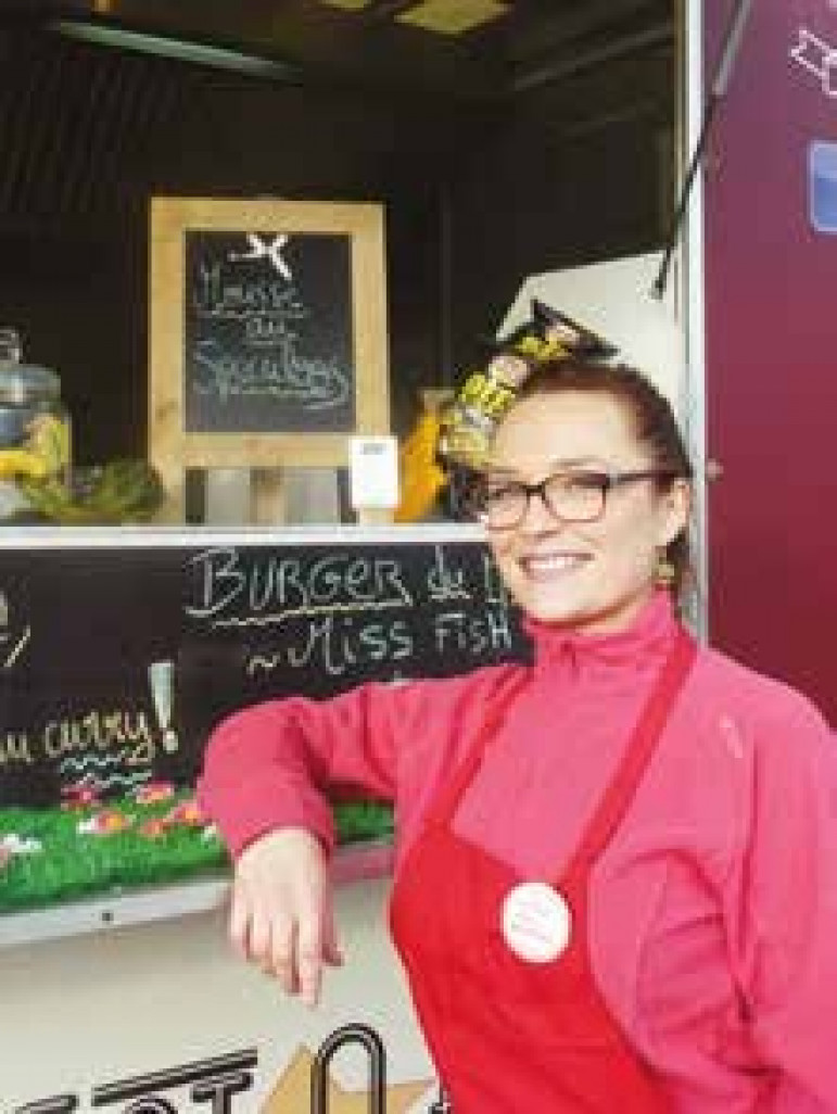 Caroline Raison, alias Little Miss Burger, conduit un Food truck au concept peu banal.