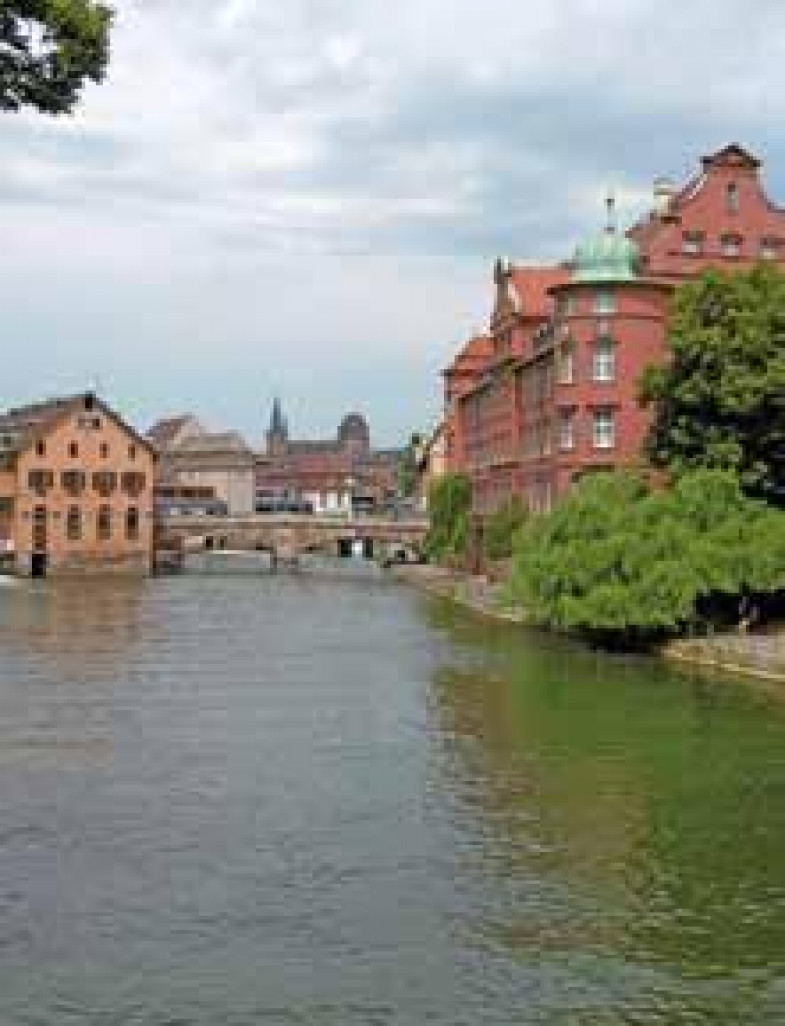 Capitale européenne, Strasbourg au cTmur de l’Acal.