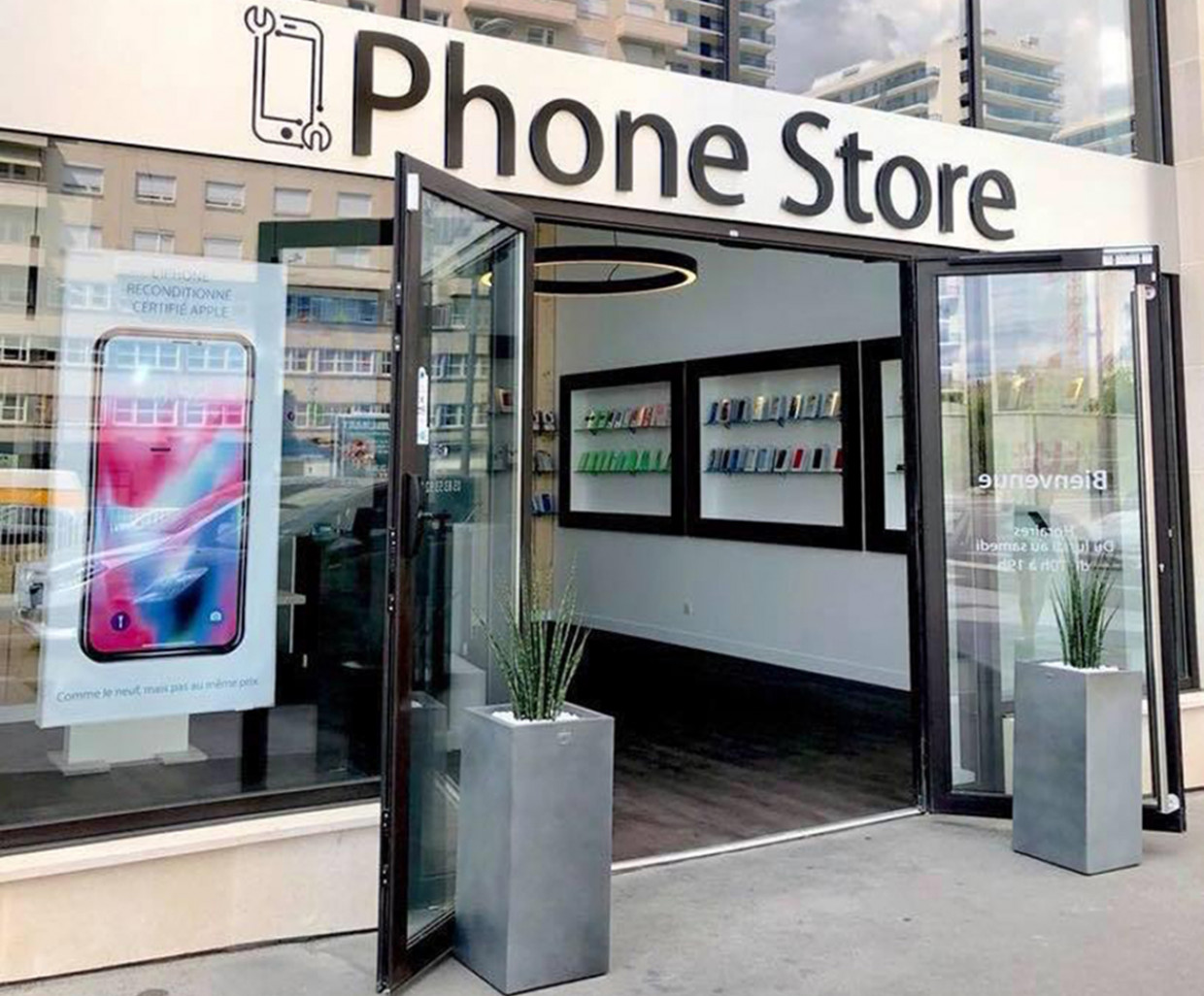 Phone Store est la première boutique installée dans le nouveau quartier Nancy Grand Cœur.