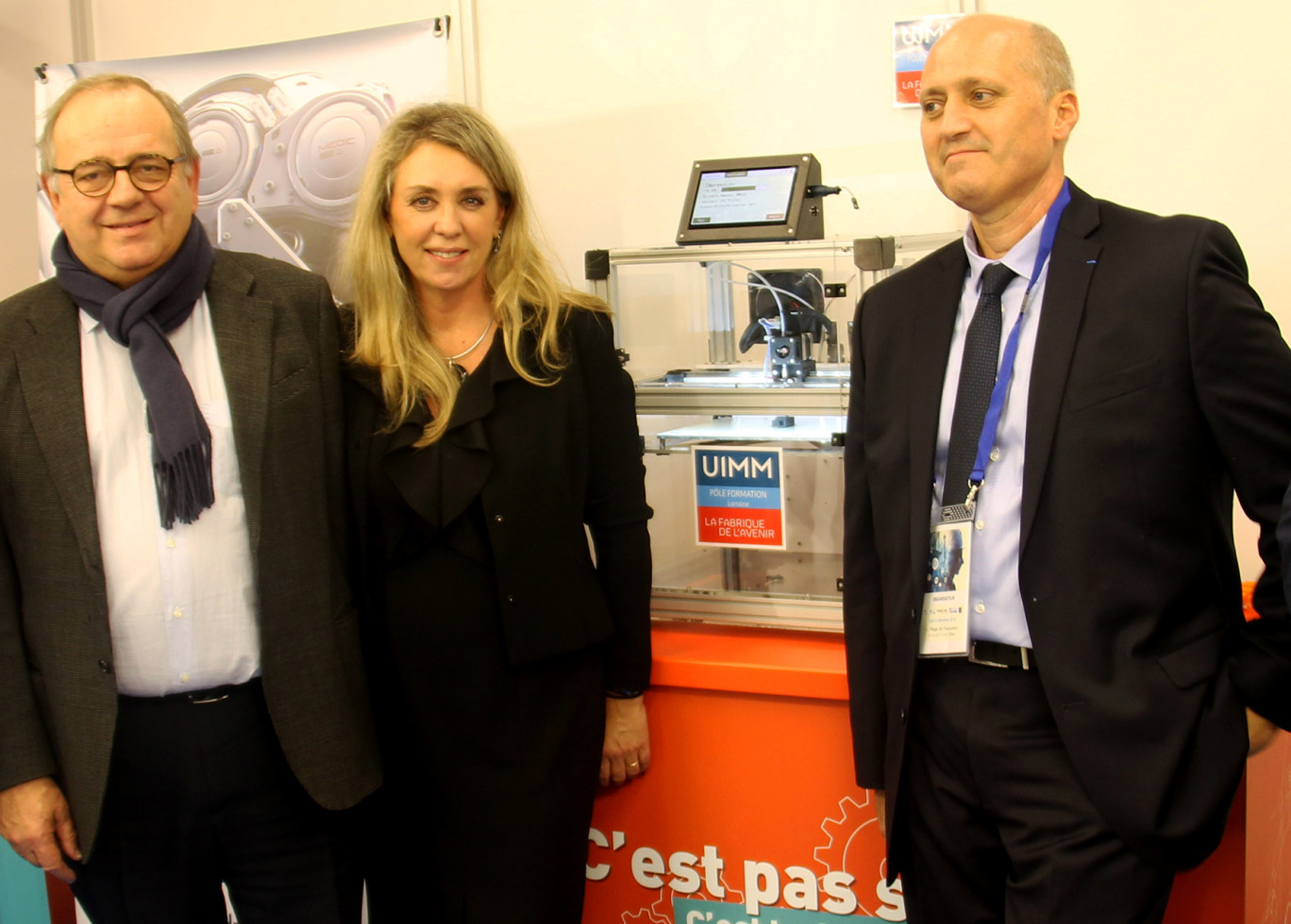 Christine Bertrand, la présidente du Medef de Meurthe-et-Moselle entourée de Martial Munier (à gauche), vice-président de l’UIMM Lorraine et Denis Renaud, président délégué du Medef de Meurthe-et-Moselle au Village de l’Innovation à Nancy.