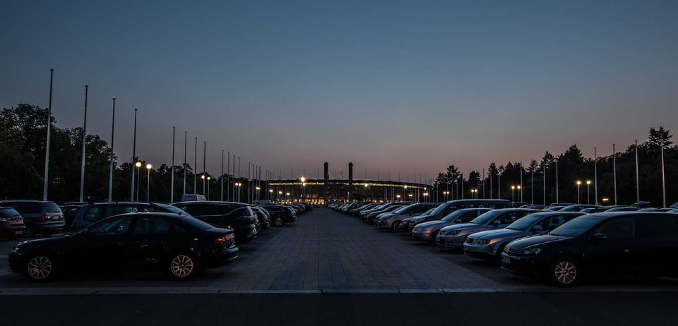 Nouveau parking à la place de la Fontaine à Liverdun