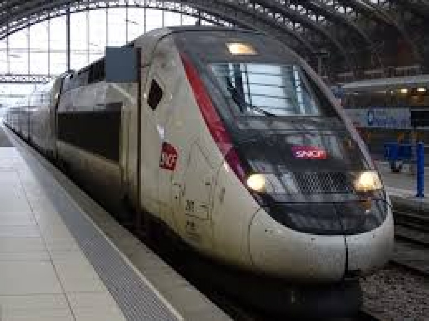 SNCF : travaux de régénération du Tunnel de Vanémont
