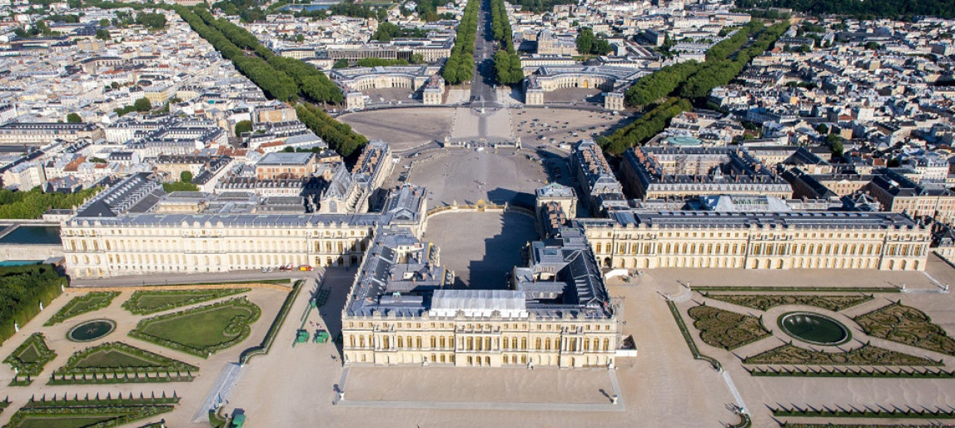®Gouvernement
Fin janvier, le Château de Versailles a accueilli le sommet «Choose France» où quelque 200 chefs d'entreprise, pour l'essentiel  de multinationales étrangères, étaient présents. 