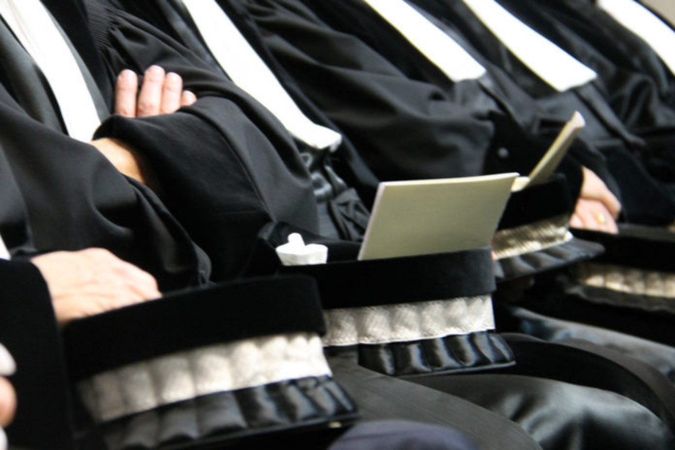 À l’image des juges consulaires chargés de la prévention des difficultés des entreprises, les acteurs de la justice commerciale font bloc pour accompagner aux mieux les entrepreneurs.