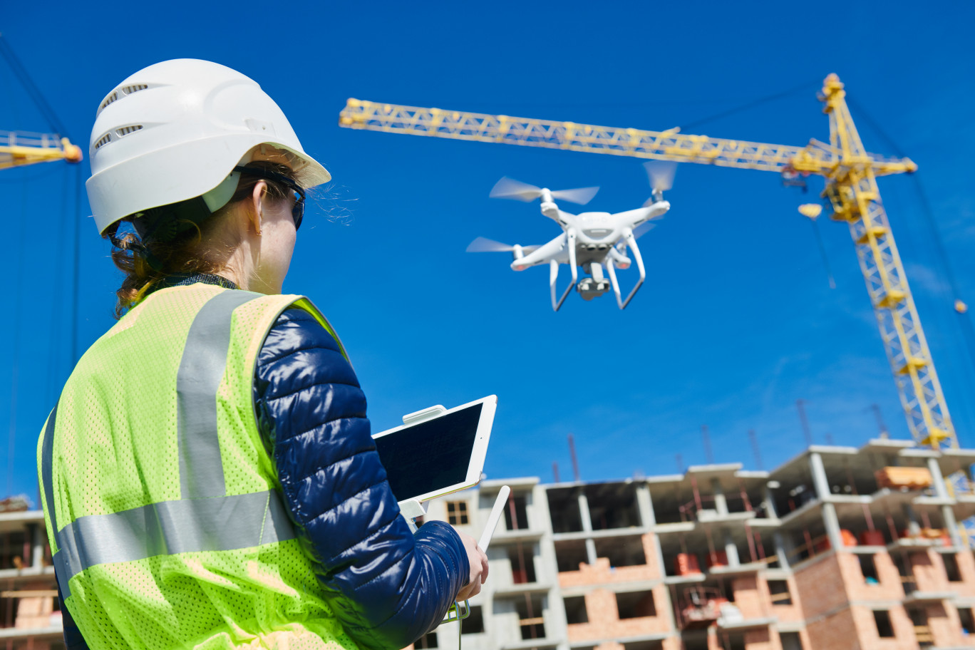 Le drone va devenir un outil familier des chantiers. 