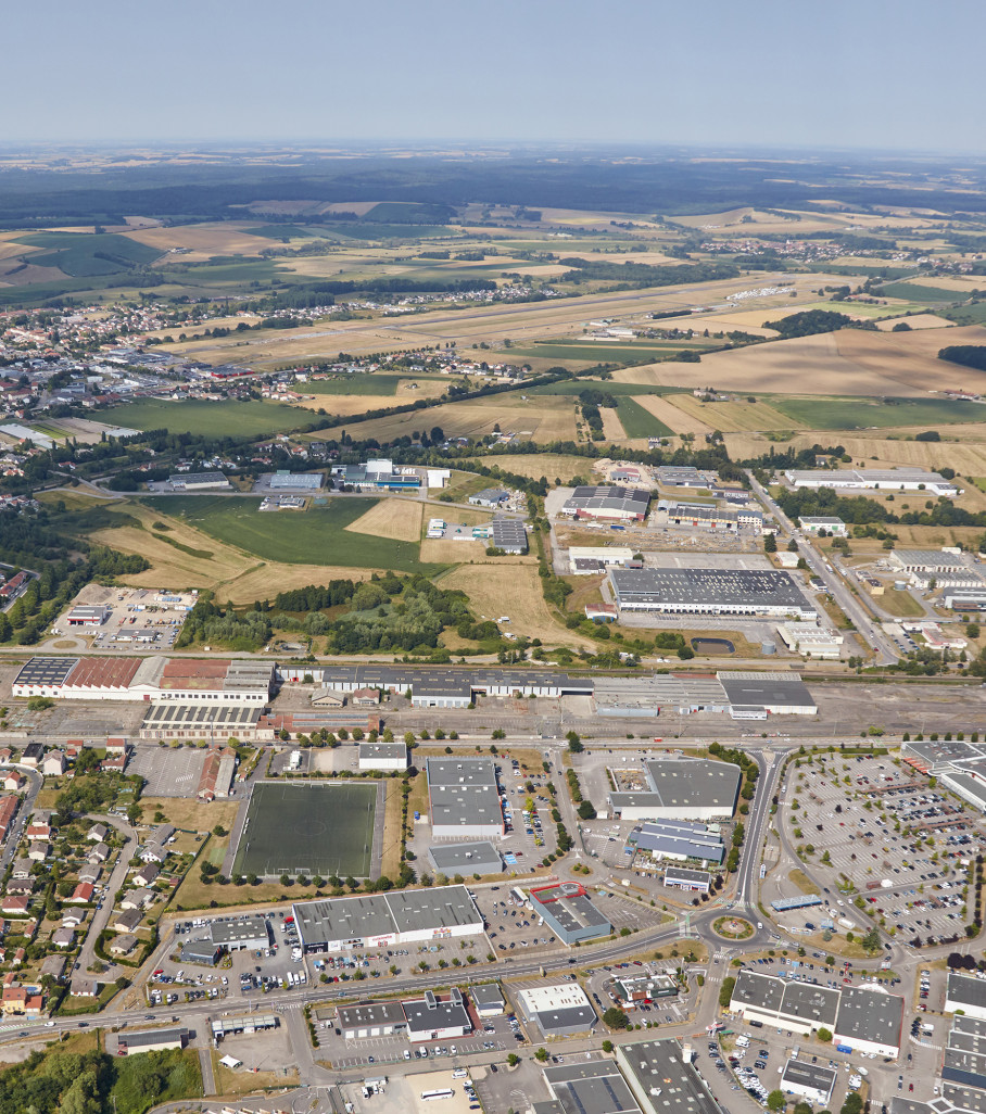 Les 12 hectares de la friche industrielle Trailor dans le Lunévillois entament sa requalification. 9,7 M€ d’investissement sont annoncés. 