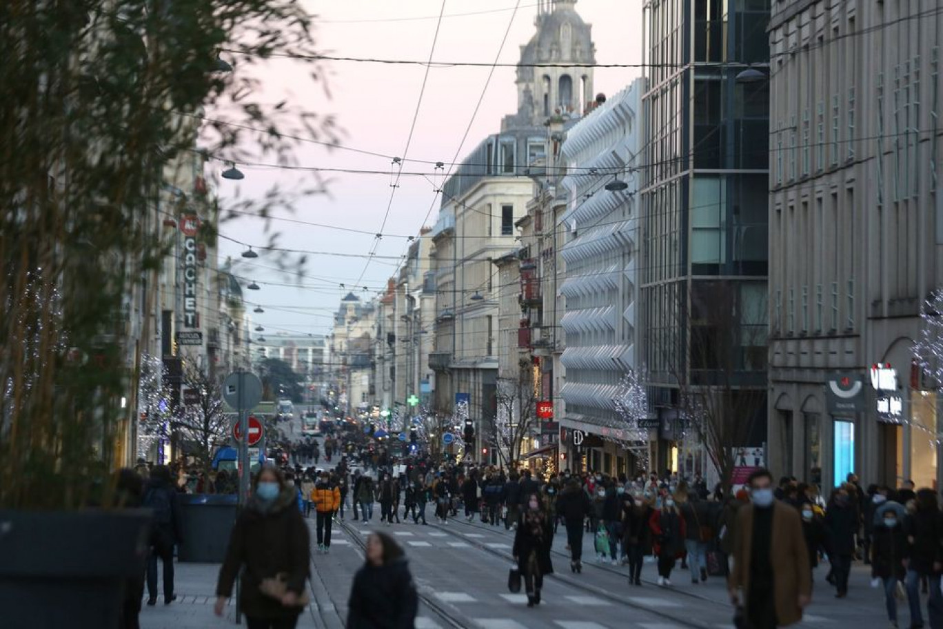 © : Ville de Nancy Comme ici à Nancy, l’affluence était de mise le 28 novembre à l’occasion de la réouverture des commerces.