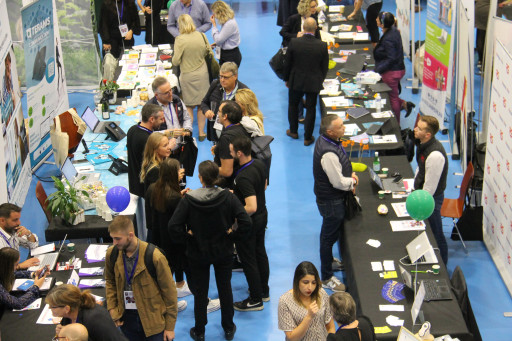 Les réseaux d'entrepreneurs tentent de se réinventer